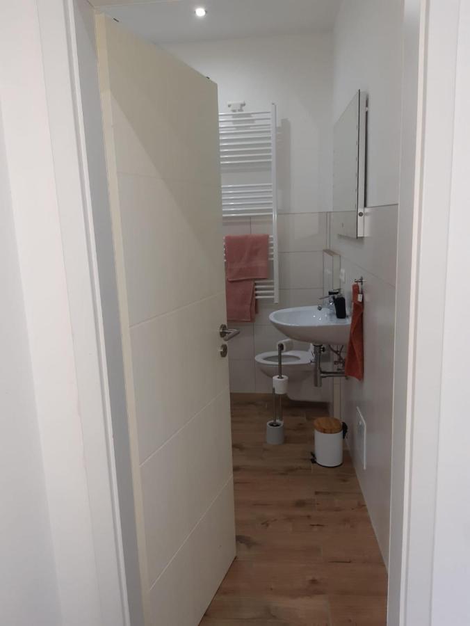 Luxurioese Wohnung Mit Eigenem Garten เอาก์สเบิร์ก ภายนอก รูปภาพ