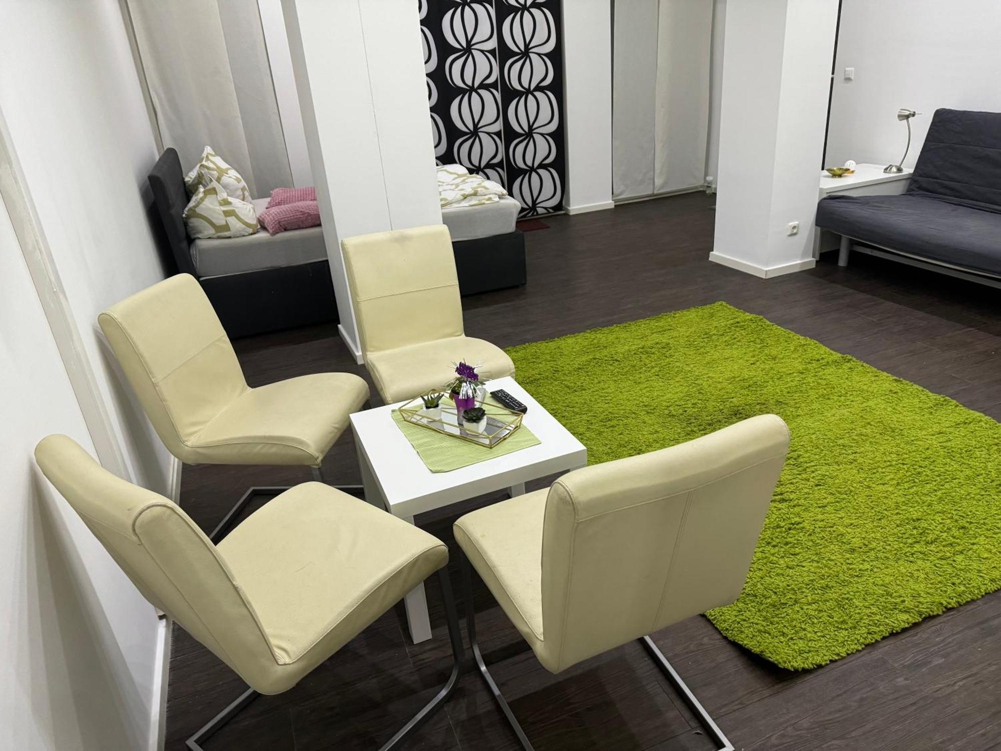 Luxurioese Wohnung Mit Eigenem Garten เอาก์สเบิร์ก ภายนอก รูปภาพ